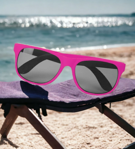 Очки солнцезащитные ARIEL / Солнечные очки в цветной матовой оправе с защитой UV400
